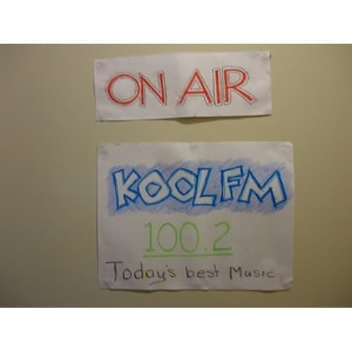 RADIO KOOLFM 100.2 TODAYS BEST MUSIC